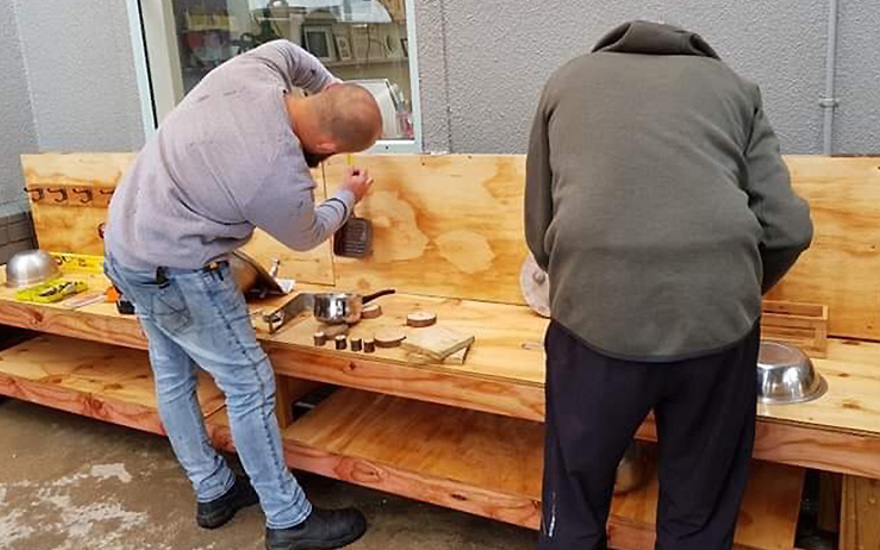Mud-kitchen.jpg